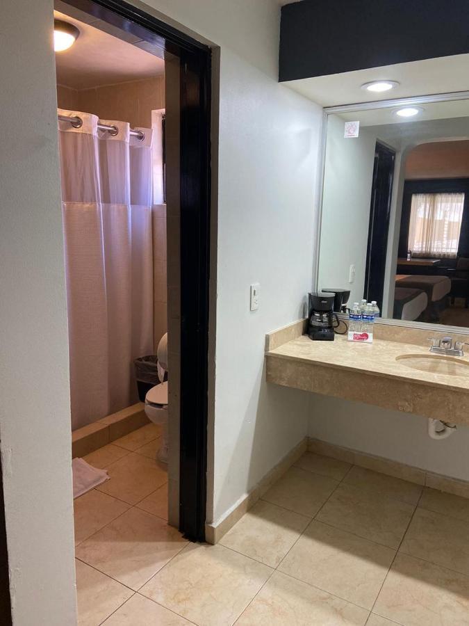 Hotel La Finca Hermosillo Bagian luar foto